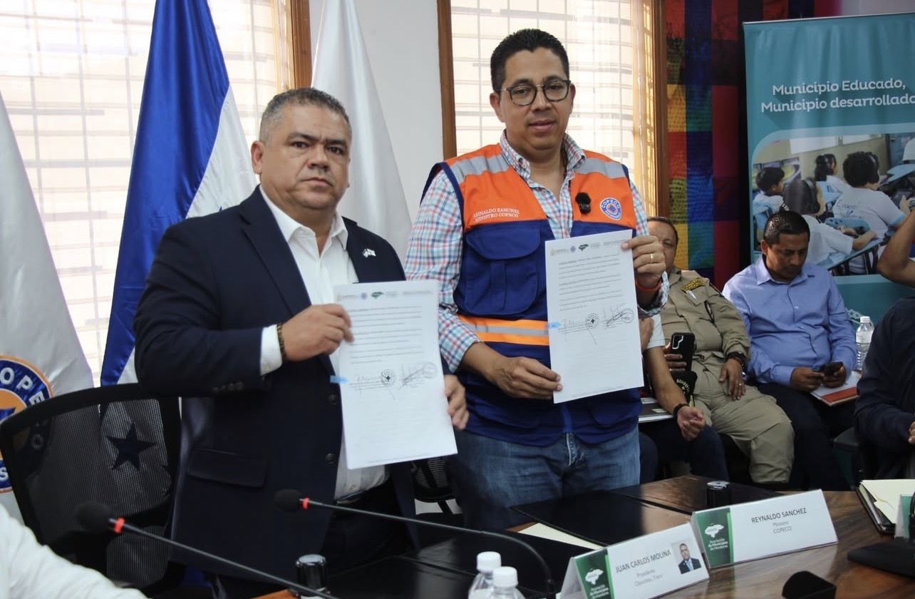 AMHON y COPECO firman convenio estratégico para fortalecer la gestión ...